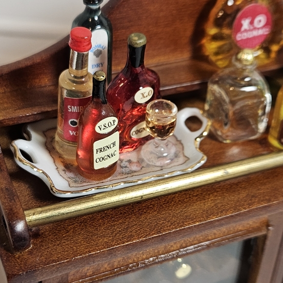 Reutter Dollhouse Miniature Bar Wine Cabinet - Picture 4 of 9